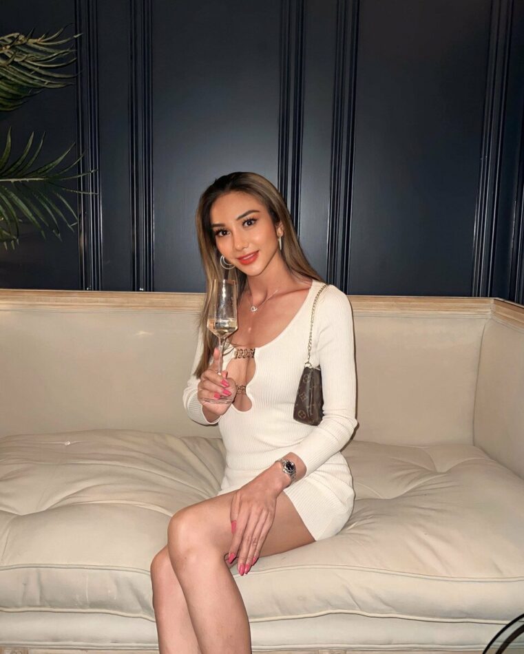 Jessica 6