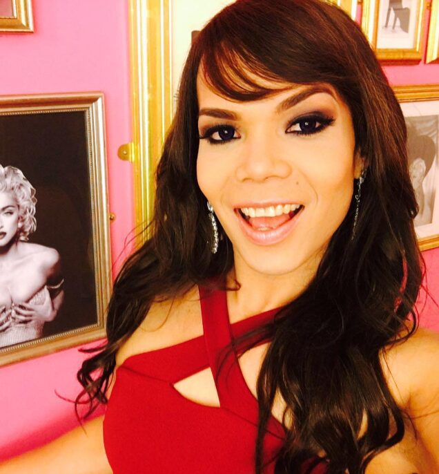 Thalia Kesenia 13