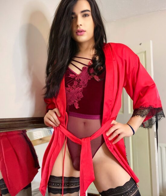 Nicolly 6