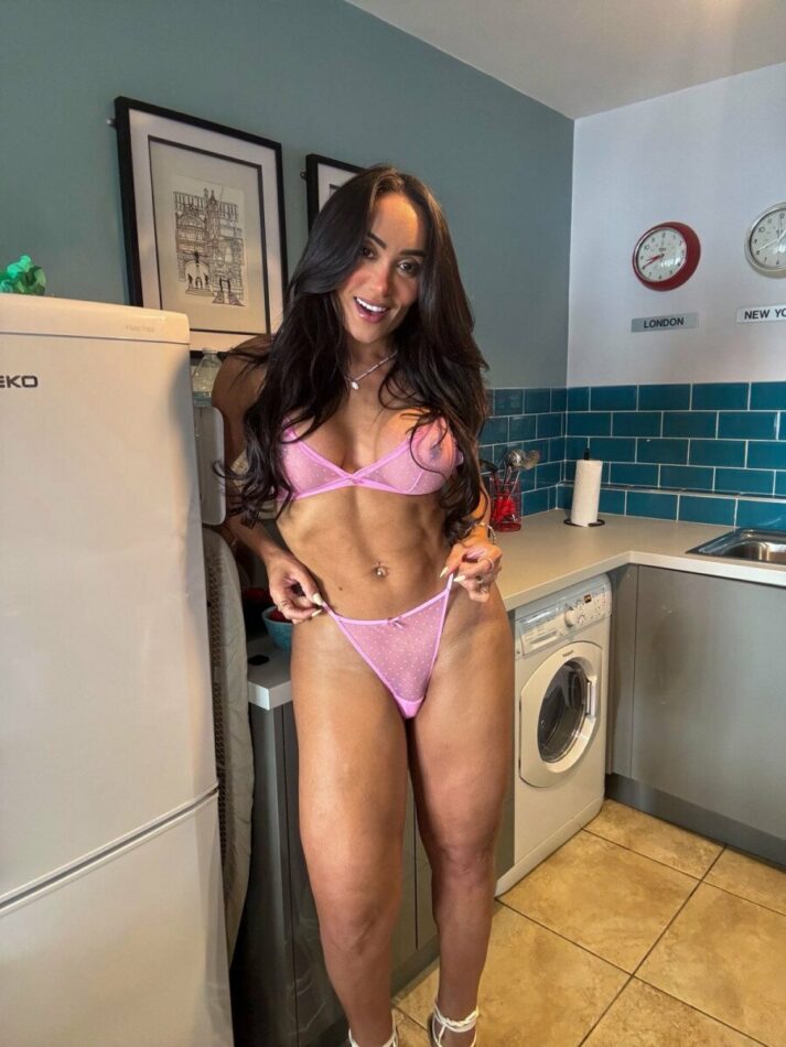 Rebecca Sexy 5