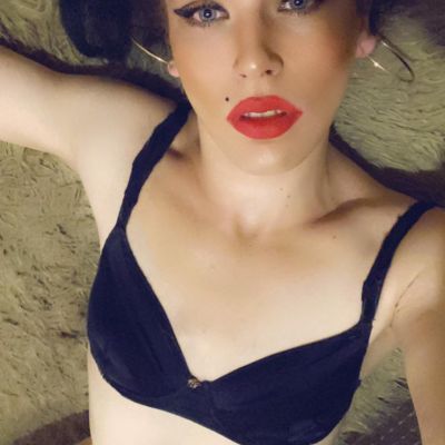 Maria 13