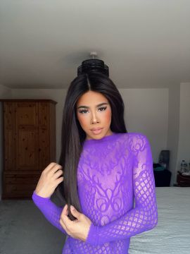 khloe 8