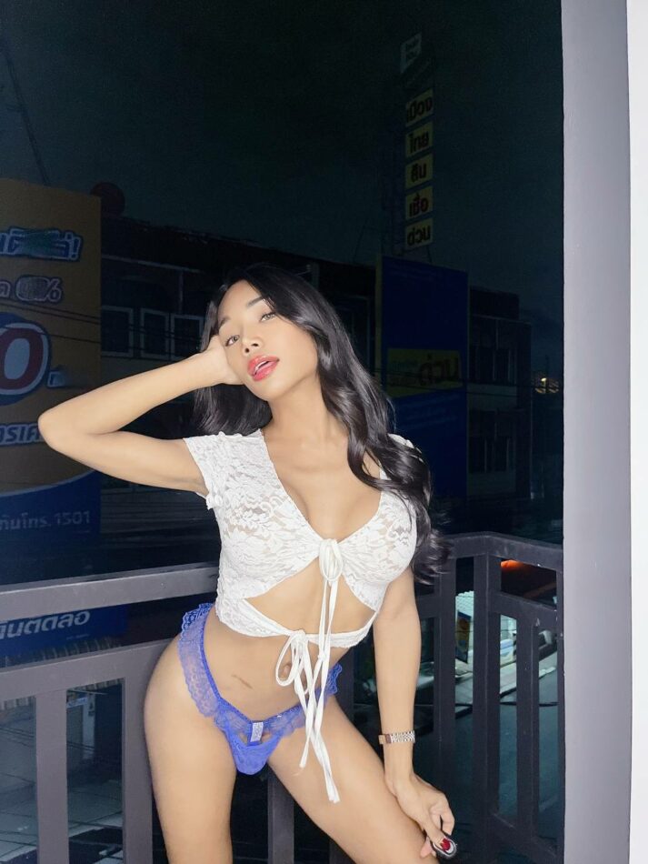 Angela 3