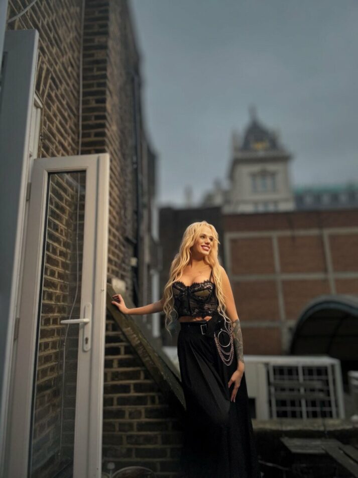 Melanie 9
