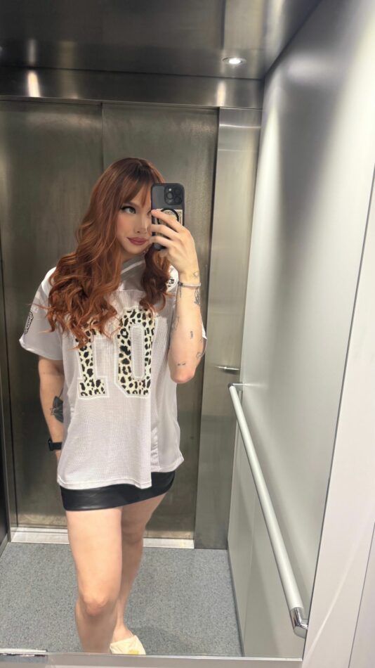 Mistress Lauren 17