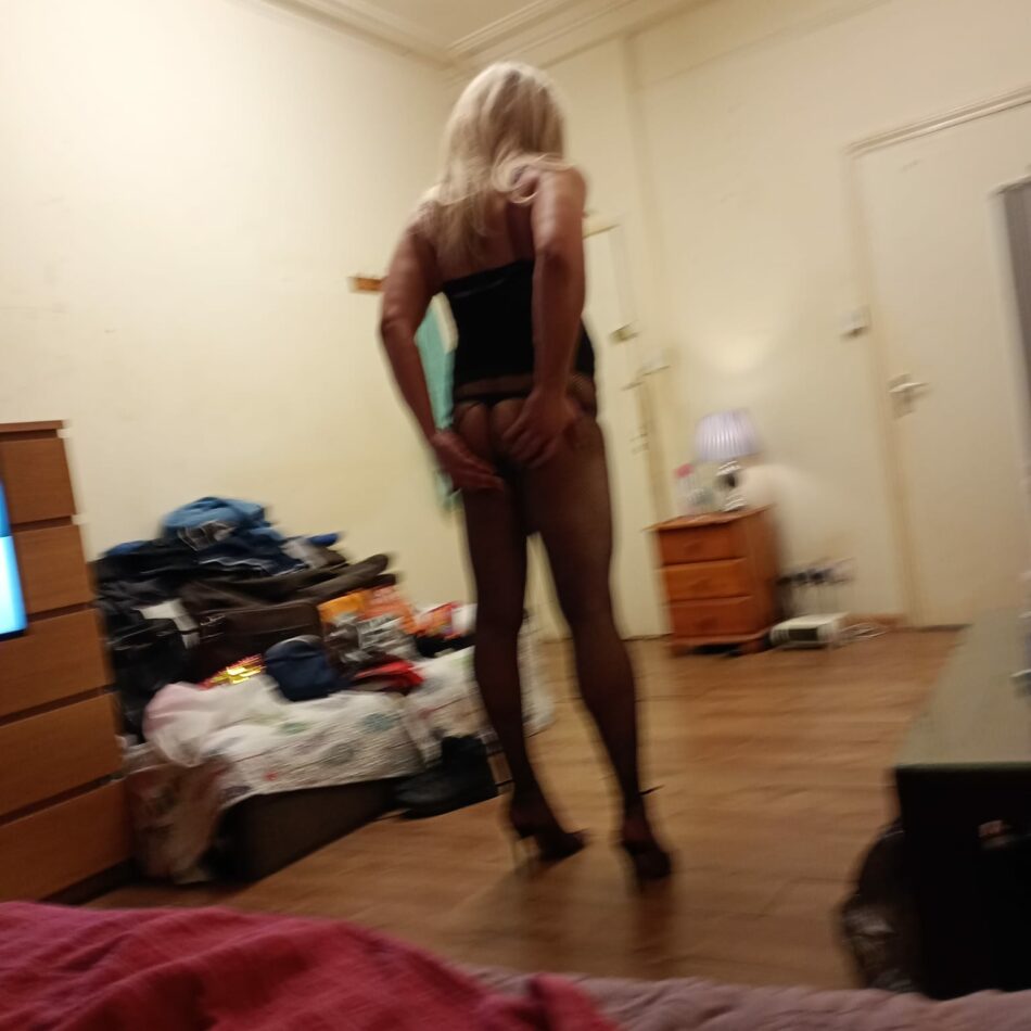 Bitch 9