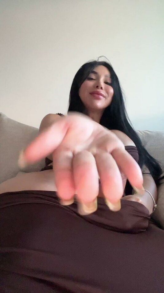 Amanda Caroline 5