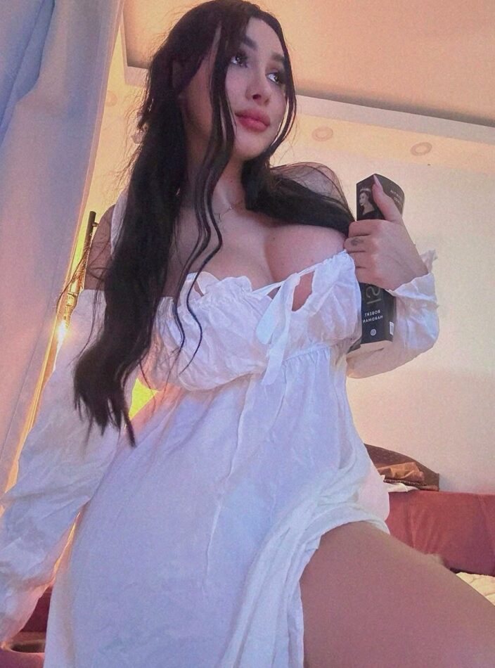 Amanda Caroline 1
