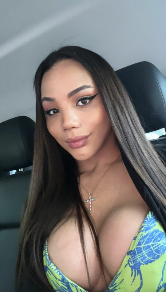 Lily 4