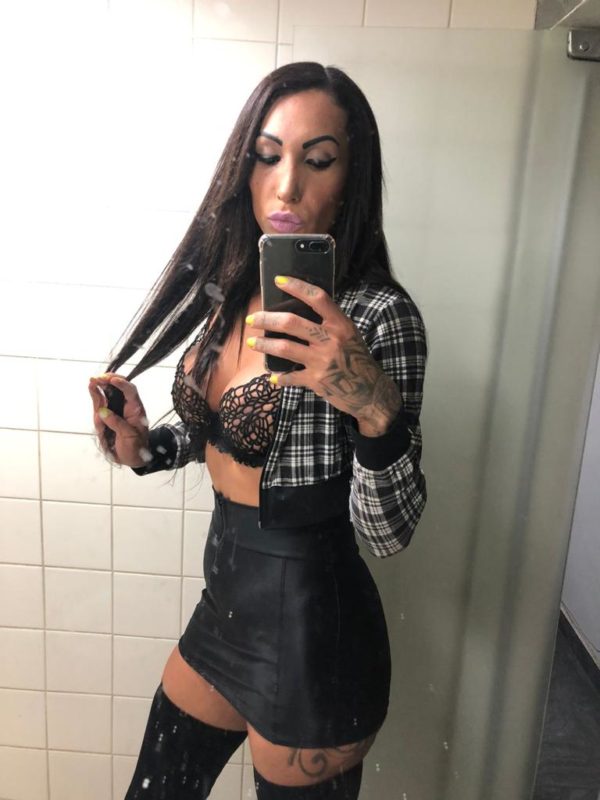 Bruna Marques 50