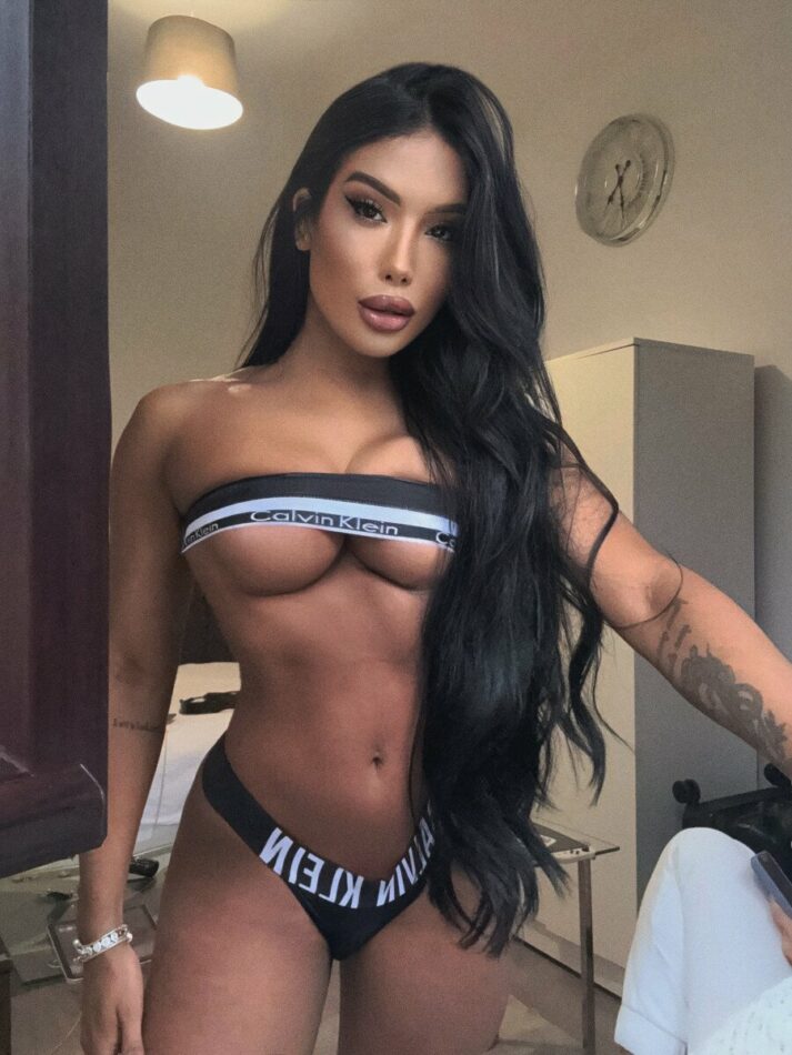 Bruna Canuto 12