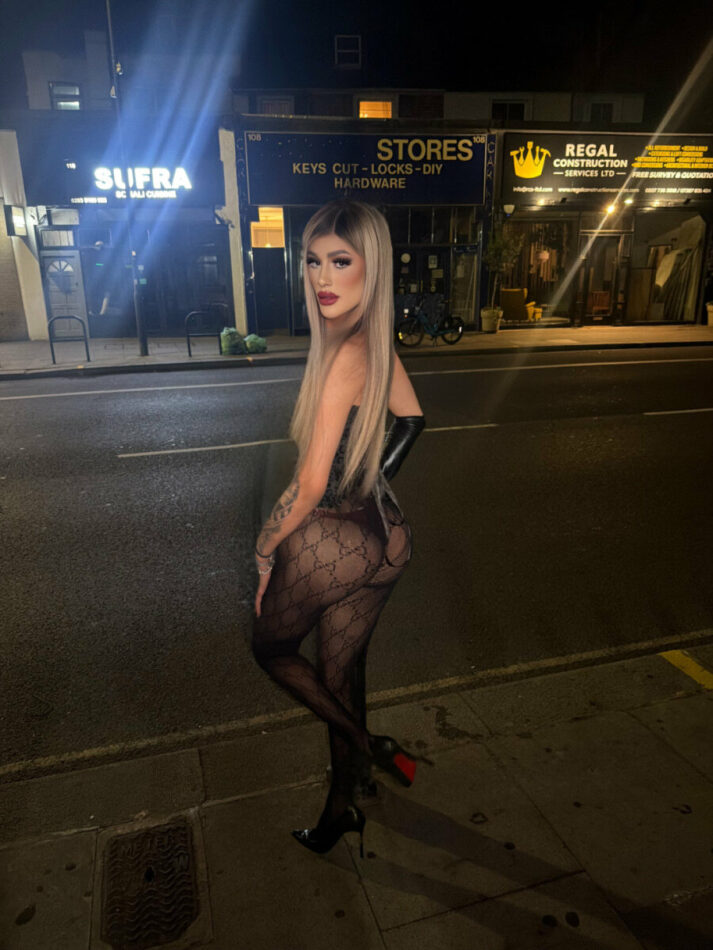 Sophia Hot 2