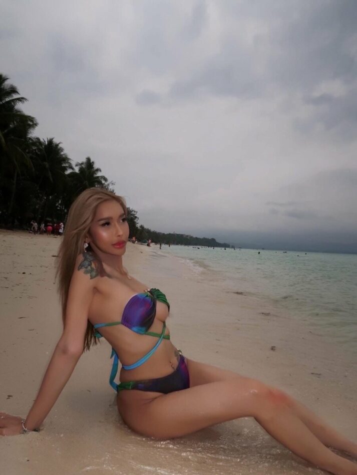 Asian Bottom 4