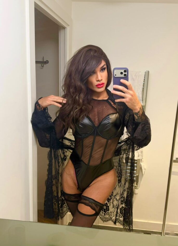 Sabrina Latina 9