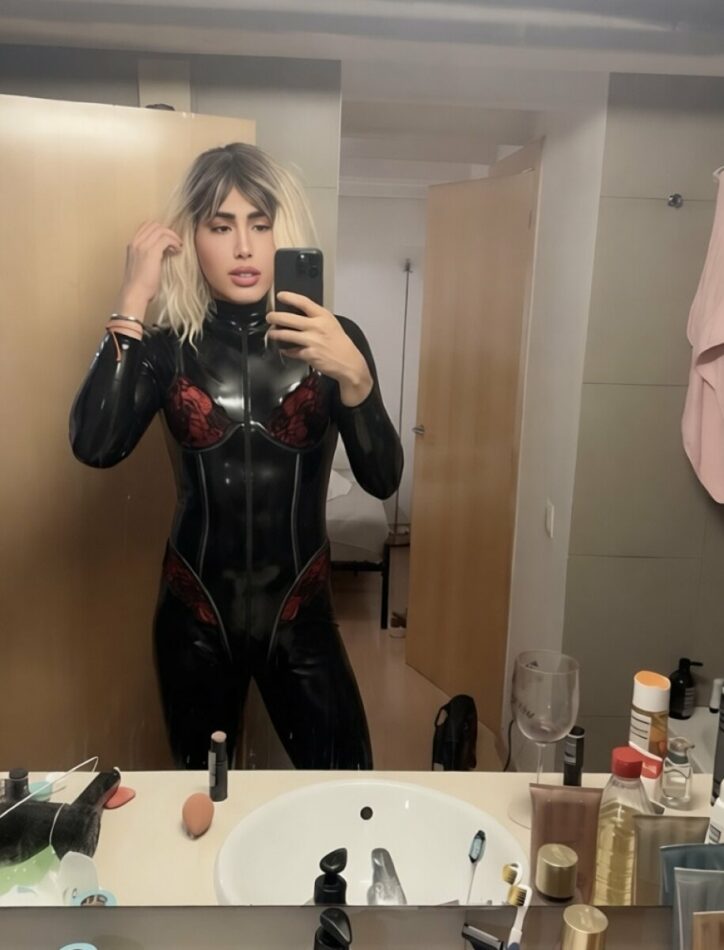 Tiffany Dominatrix 12
